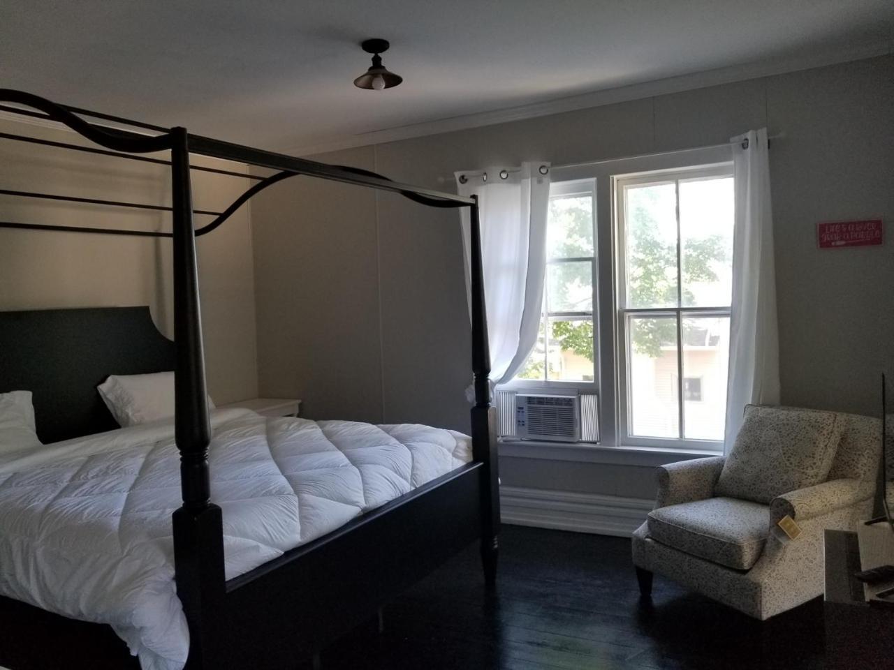 Charlevoix House B&B 외부 사진