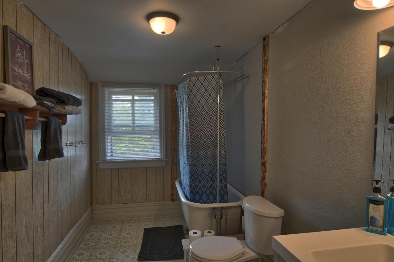 Charlevoix House B&B 외부 사진